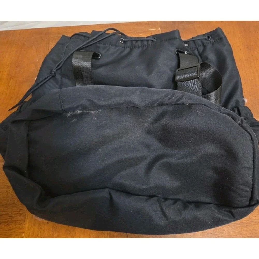 Beyond Yoga Convertible Gym Bag Backpack Black Matte